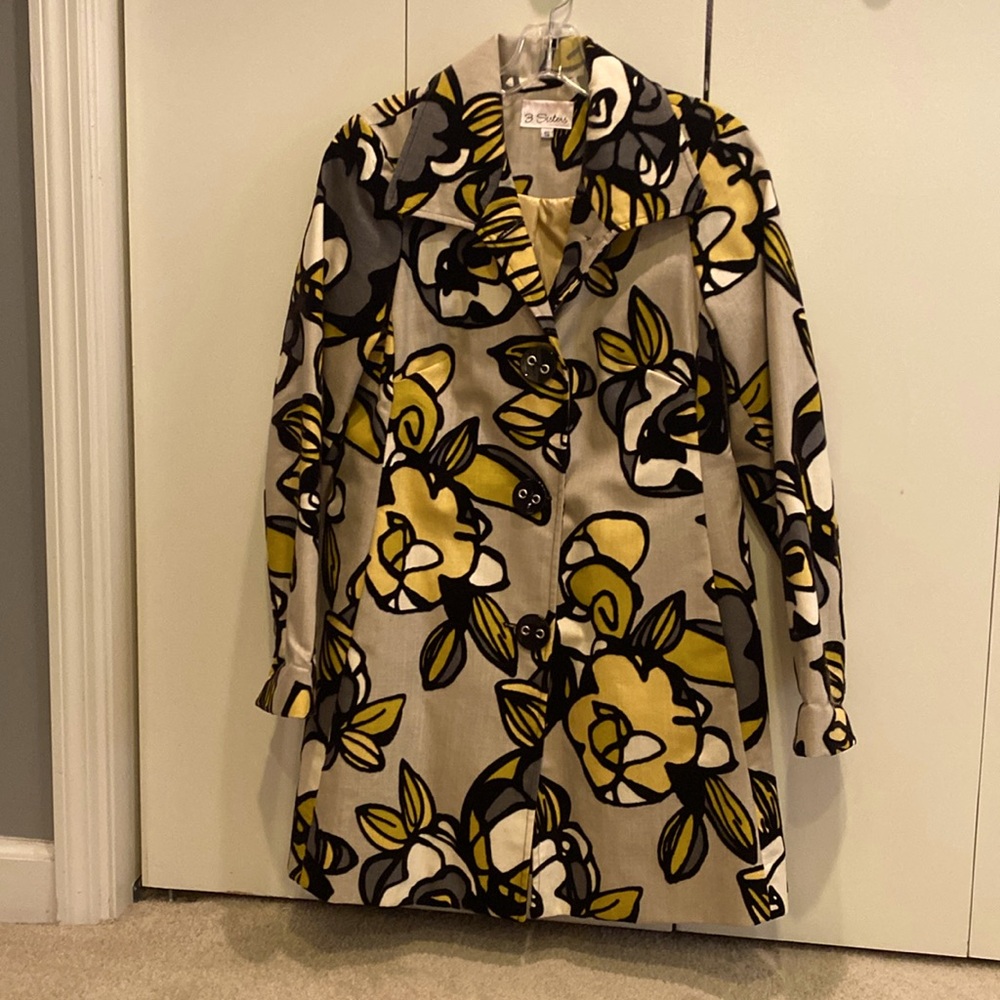 3 Sisters jacket